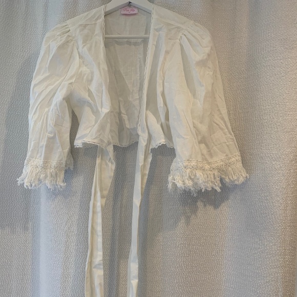 Cropped Tassel Ivory Blouse - Picture 4 of 5